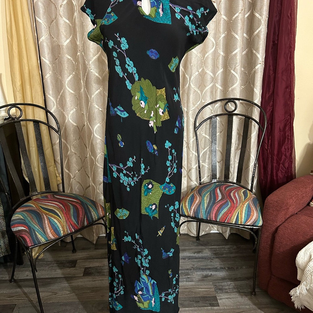 Elegant Black and Green Floral Maxi Dress